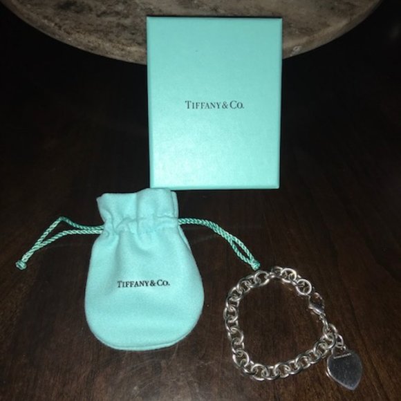 AUTHENTIC Tiffany & Co. Engravable Heart Tag Charm Bracelet (PRE-LOVED) - Picture 1 of 5